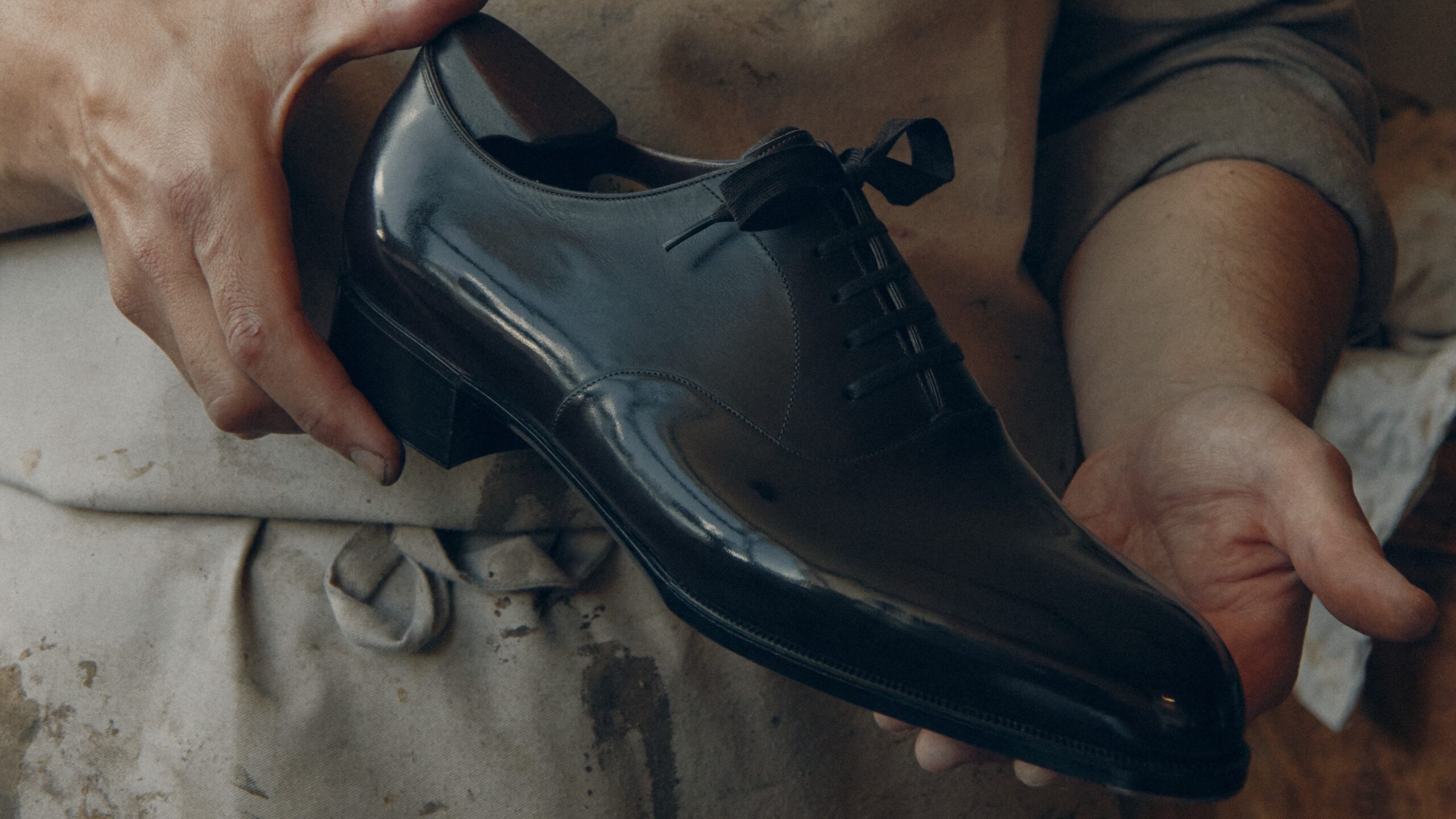 Inside Laborde’s orderly yet creative workshop—French roots meet British tradition in West End shoemaking.